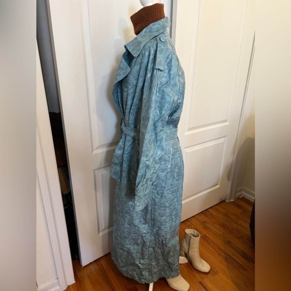 NEW Pretty Little Thing Pale Blue Croc PU Trench Coat | Size 10 - Picture 10 of 12